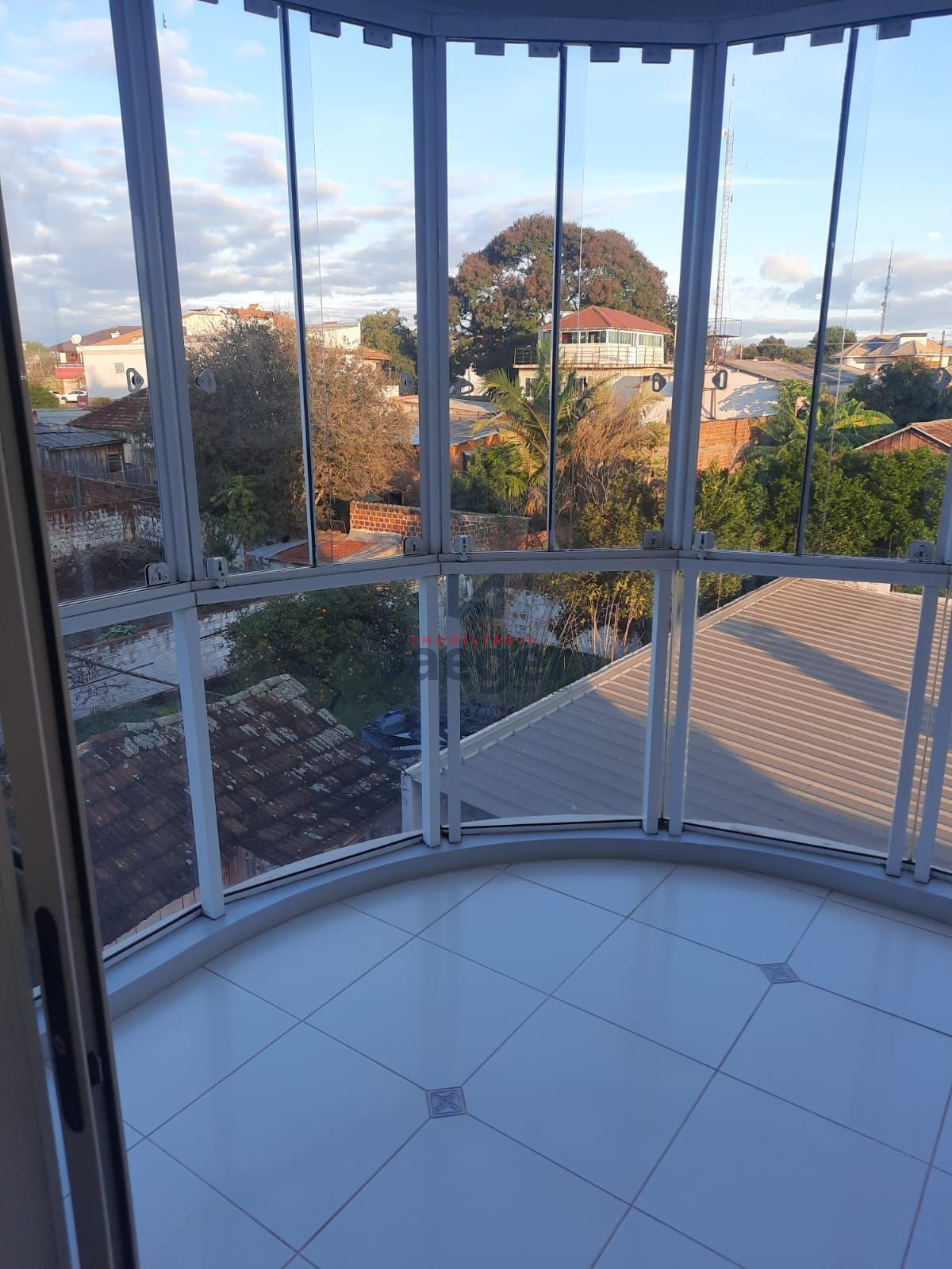 Apartamento à venda com 2 quartos, 80m² - Foto 8