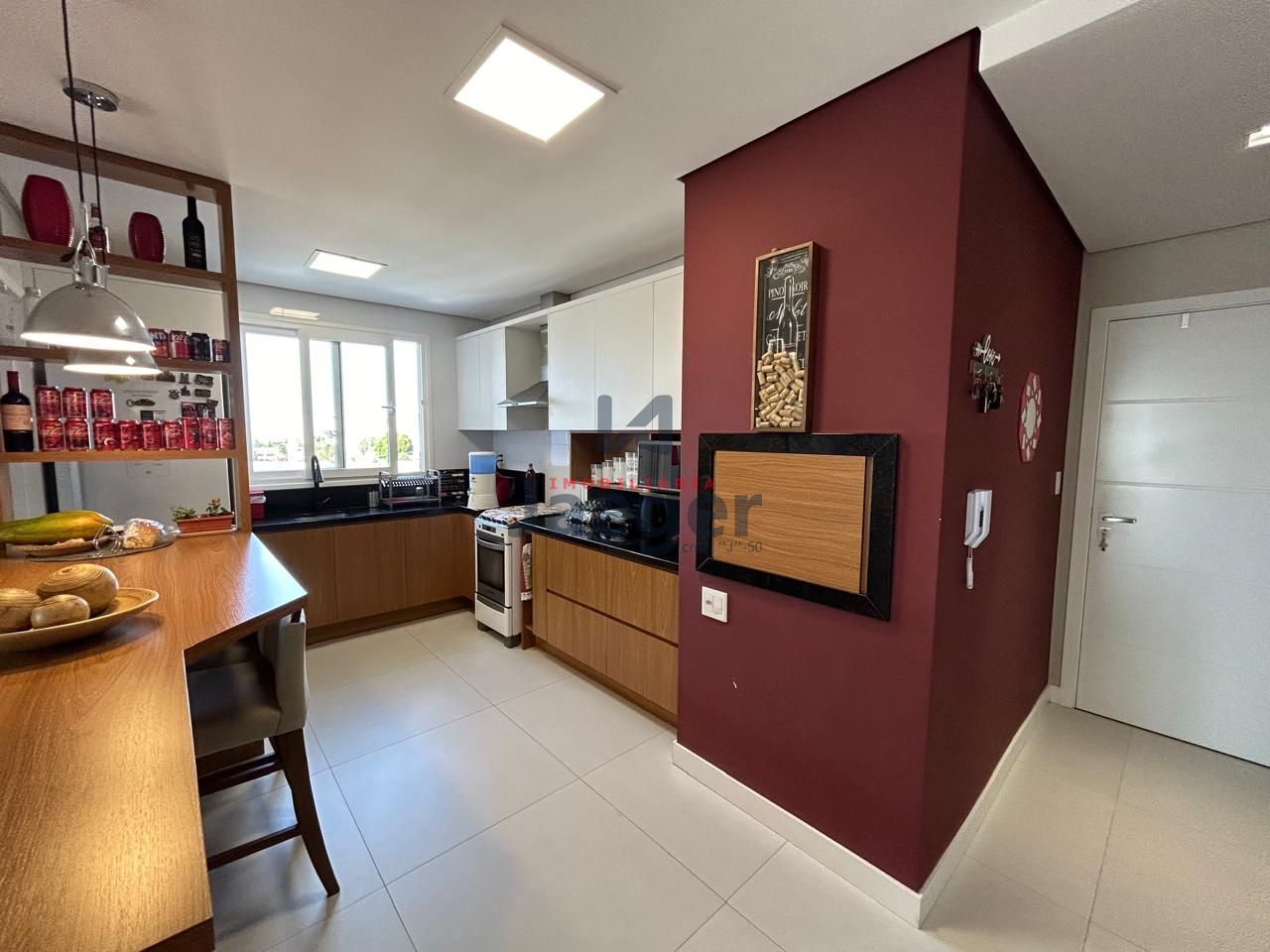 Apartamento à venda com 3 quartos, 117m² - Foto 2