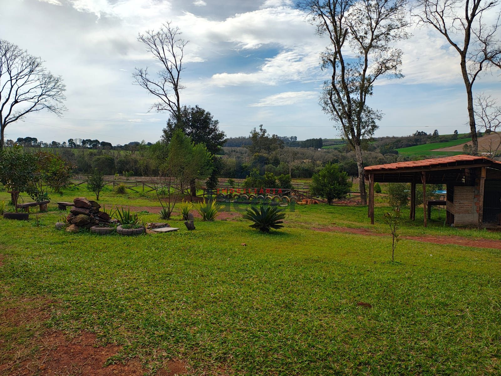 Chácara, 2500 m² - Foto 1