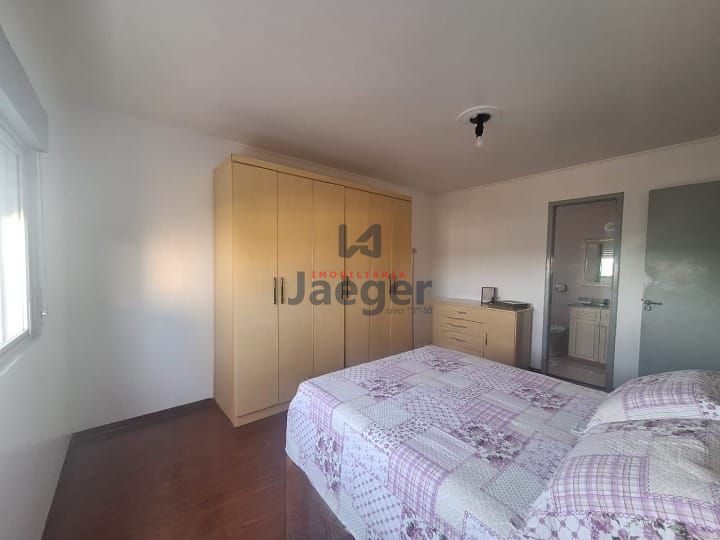 Apartamento para alugar com 2 quartos, 106m² - Foto 2