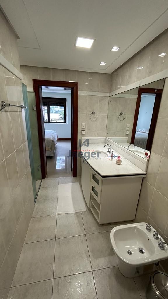 Apartamento à venda com 4 quartos, 407m² - Foto 32