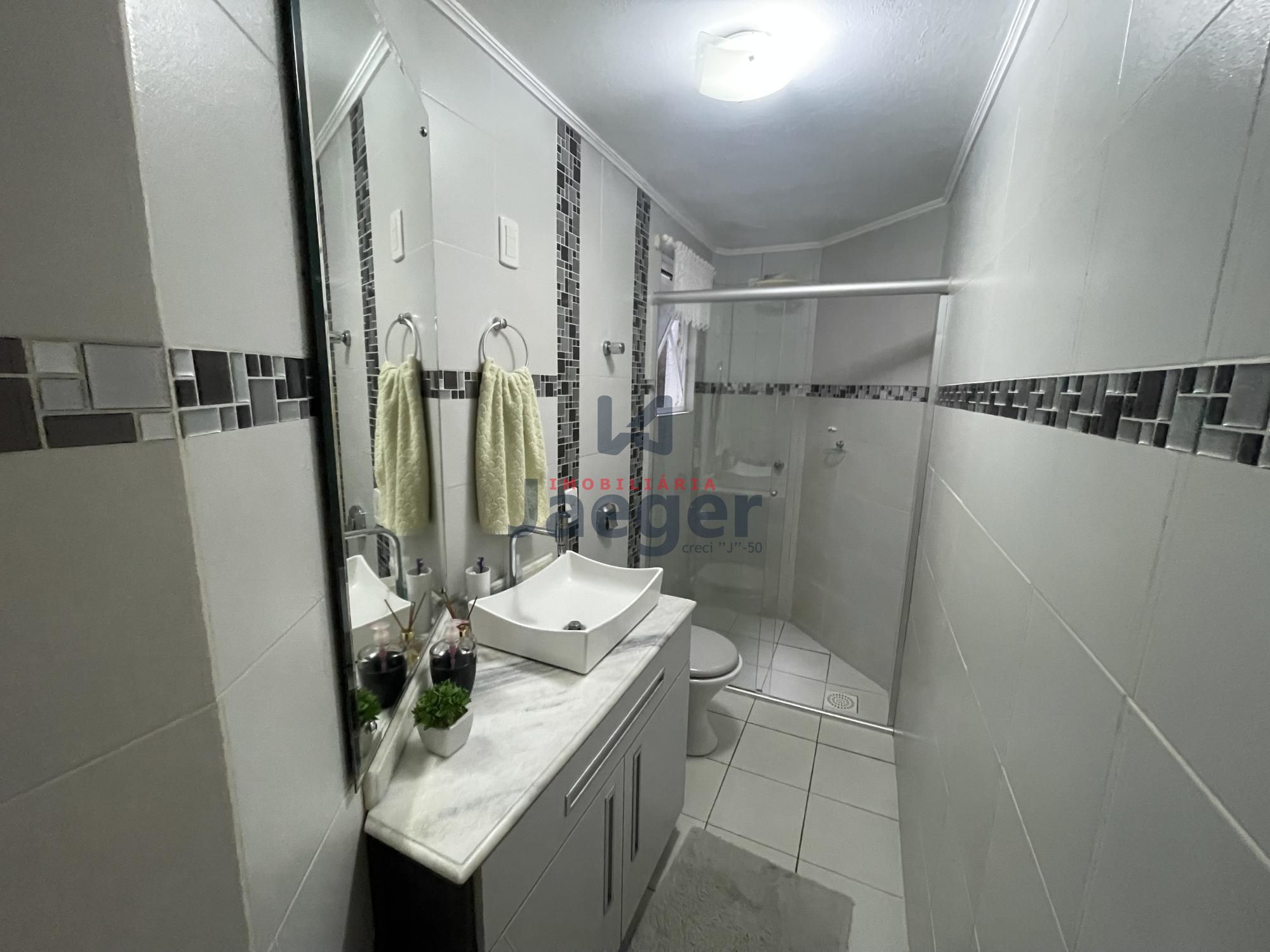 Apartamento à venda com 3 quartos, 124m² - Foto 18