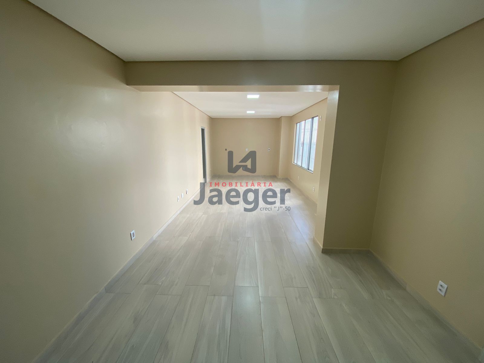 Conjunto Comercial-Sala à venda e aluguel com 1 quarto, 50m² - Foto 3