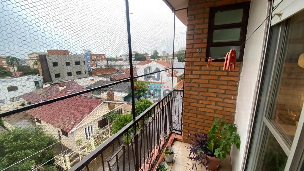 Apartamento à venda com 3 quartos, 95m² - Foto 18