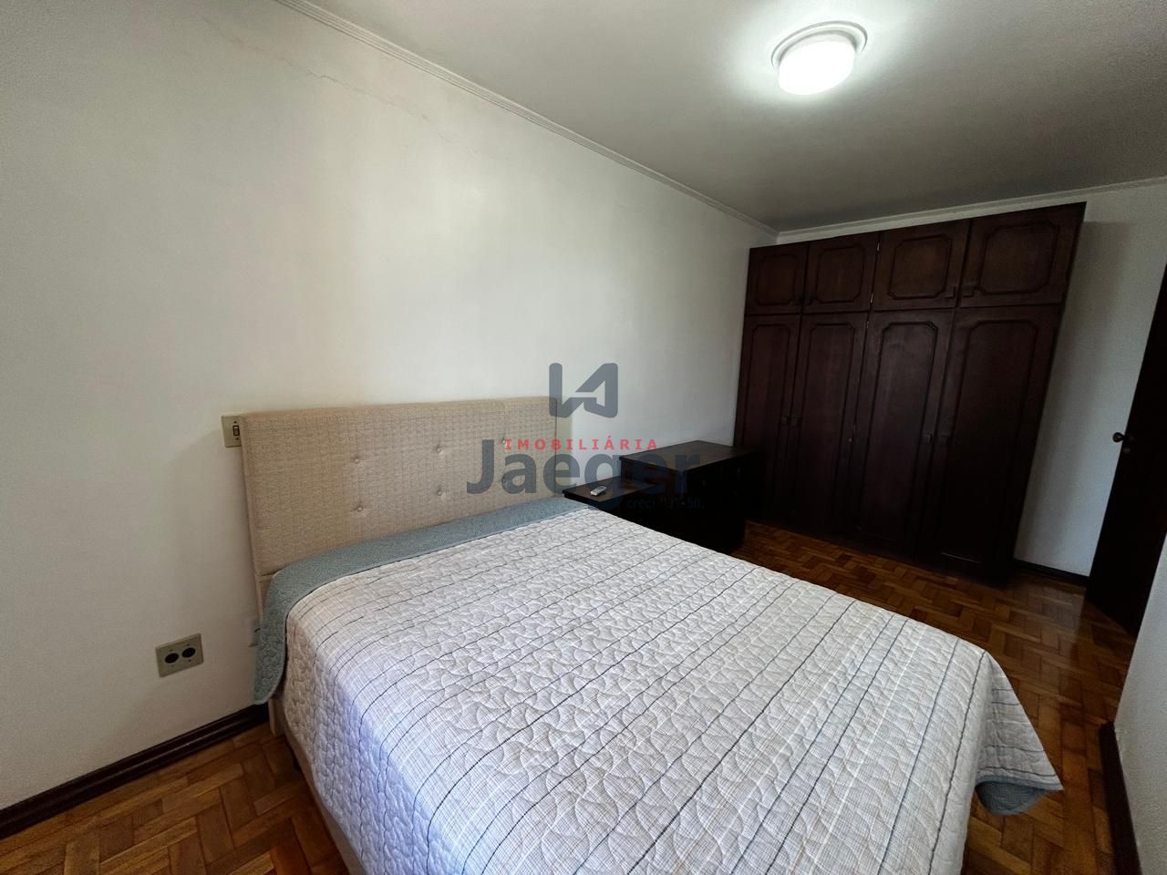 Casa à venda com 4 quartos, 247m² - Foto 13