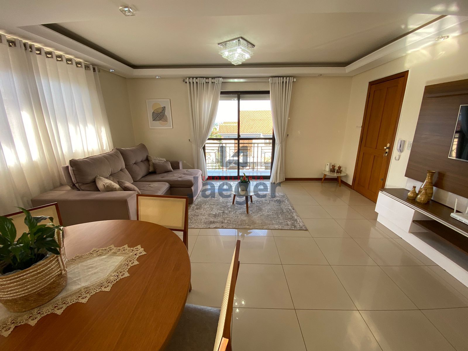 Apartamento, 3 quartos, 150 m² - Foto 2