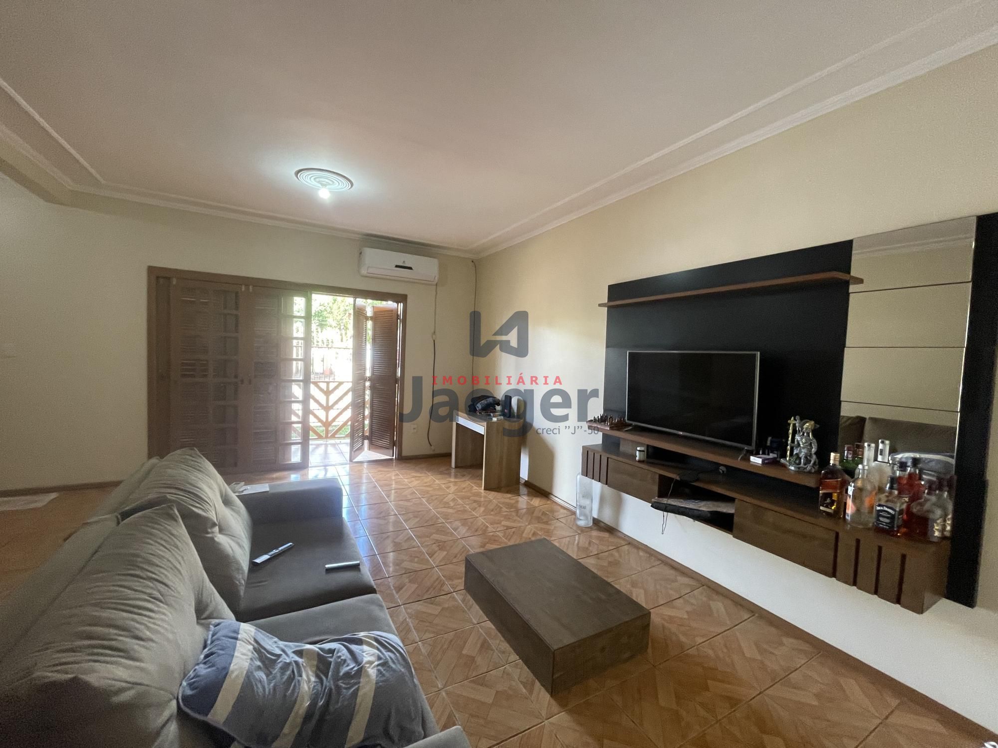 Apartamento à venda com 3 quartos, 137m² - Foto 2