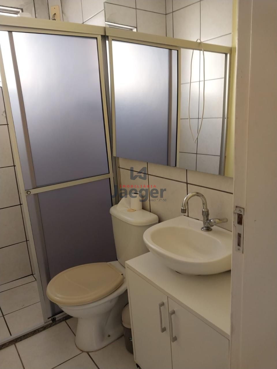 Apartamento à venda com 2 quartos, 42m² - Foto 1