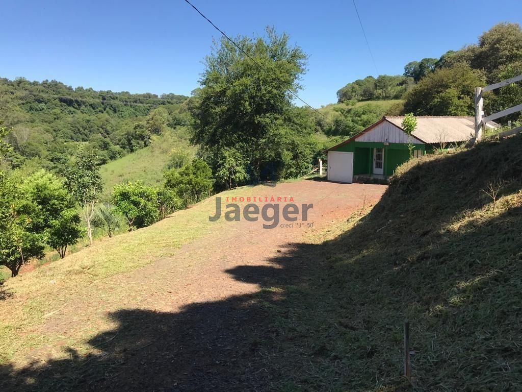 Fazenda à venda com 1 quarto, 2400m² - Foto 1