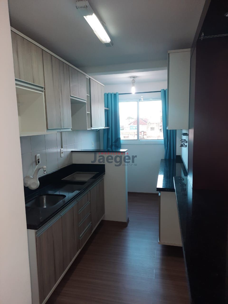 Apartamento à venda com 2 quartos, 80m² - Foto 4