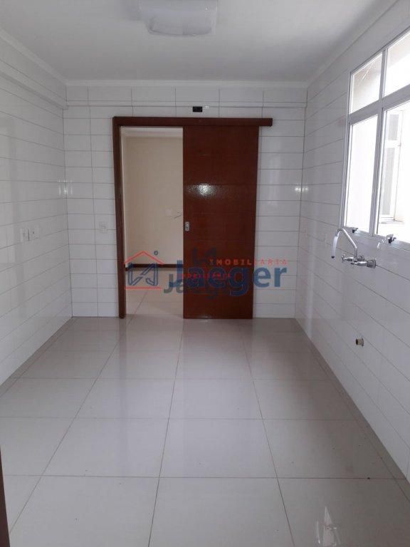 Apartamento à venda com 3 quartos, 148m² - Foto 10