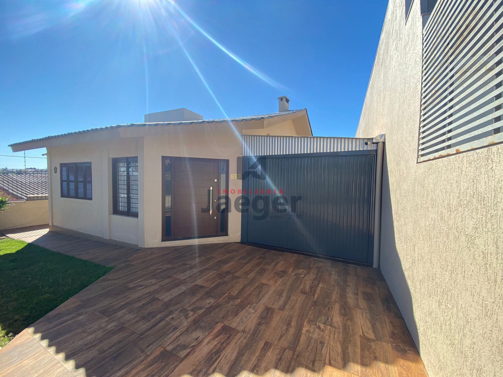 Casa à venda com 2 quartos, 149m² - Foto 2