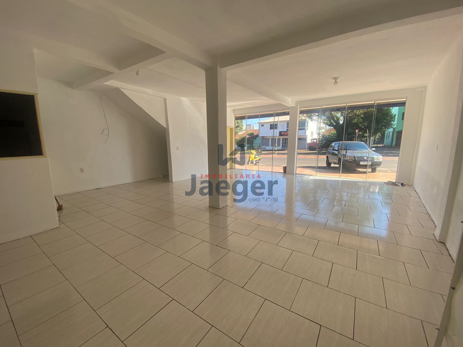 Conjunto Comercial-Sala para alugar com 2 quartos, 80m² - Foto 1