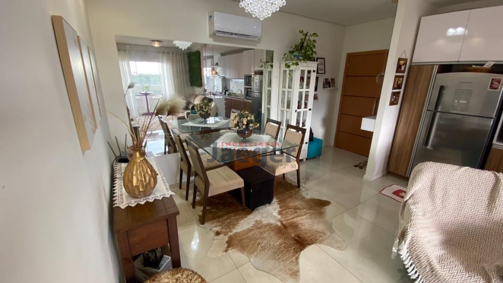 Apartamento, 2 quartos, 74 m² - Foto 1