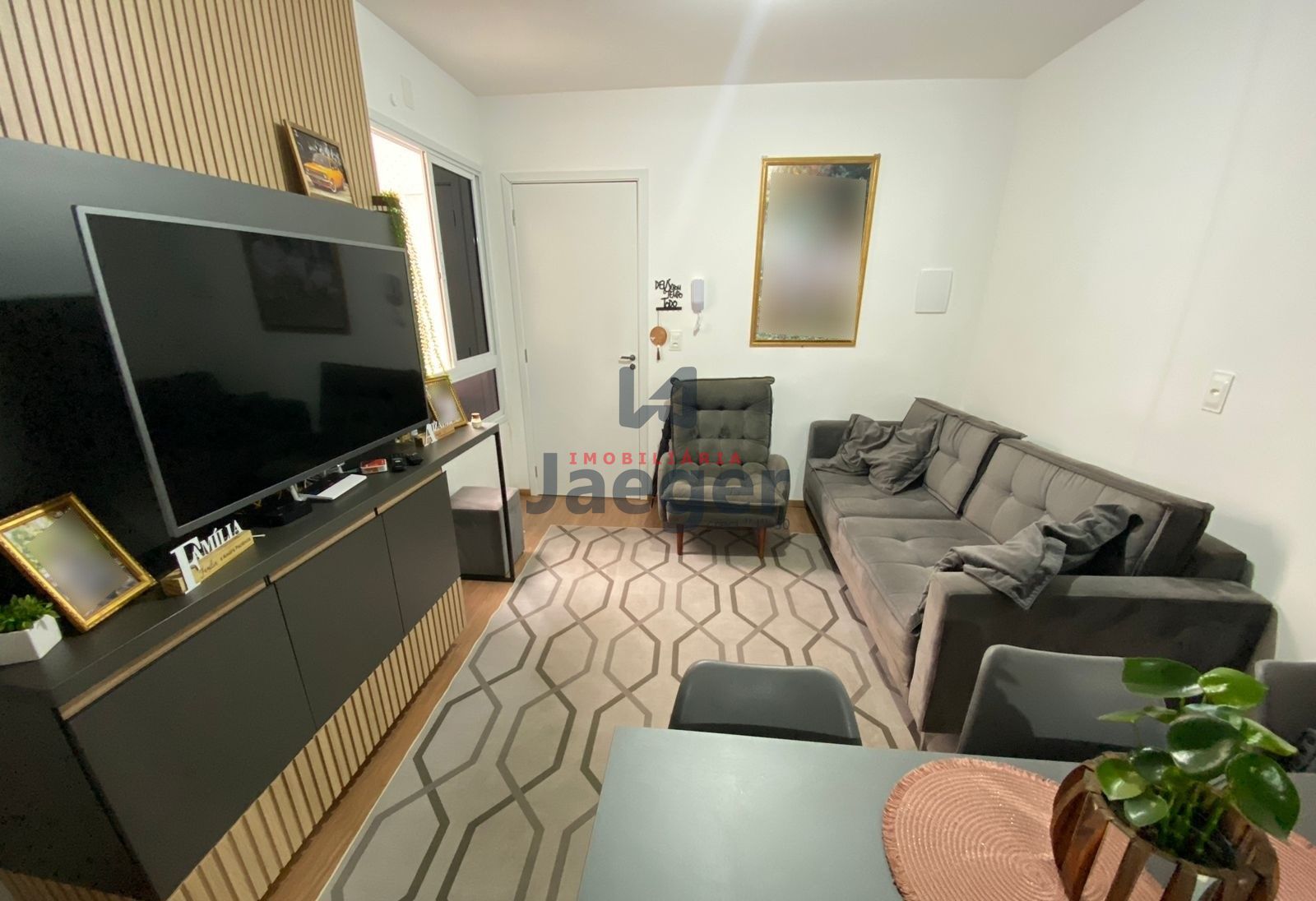 Apartamento à venda com 2 quartos, 53m² - Foto 1