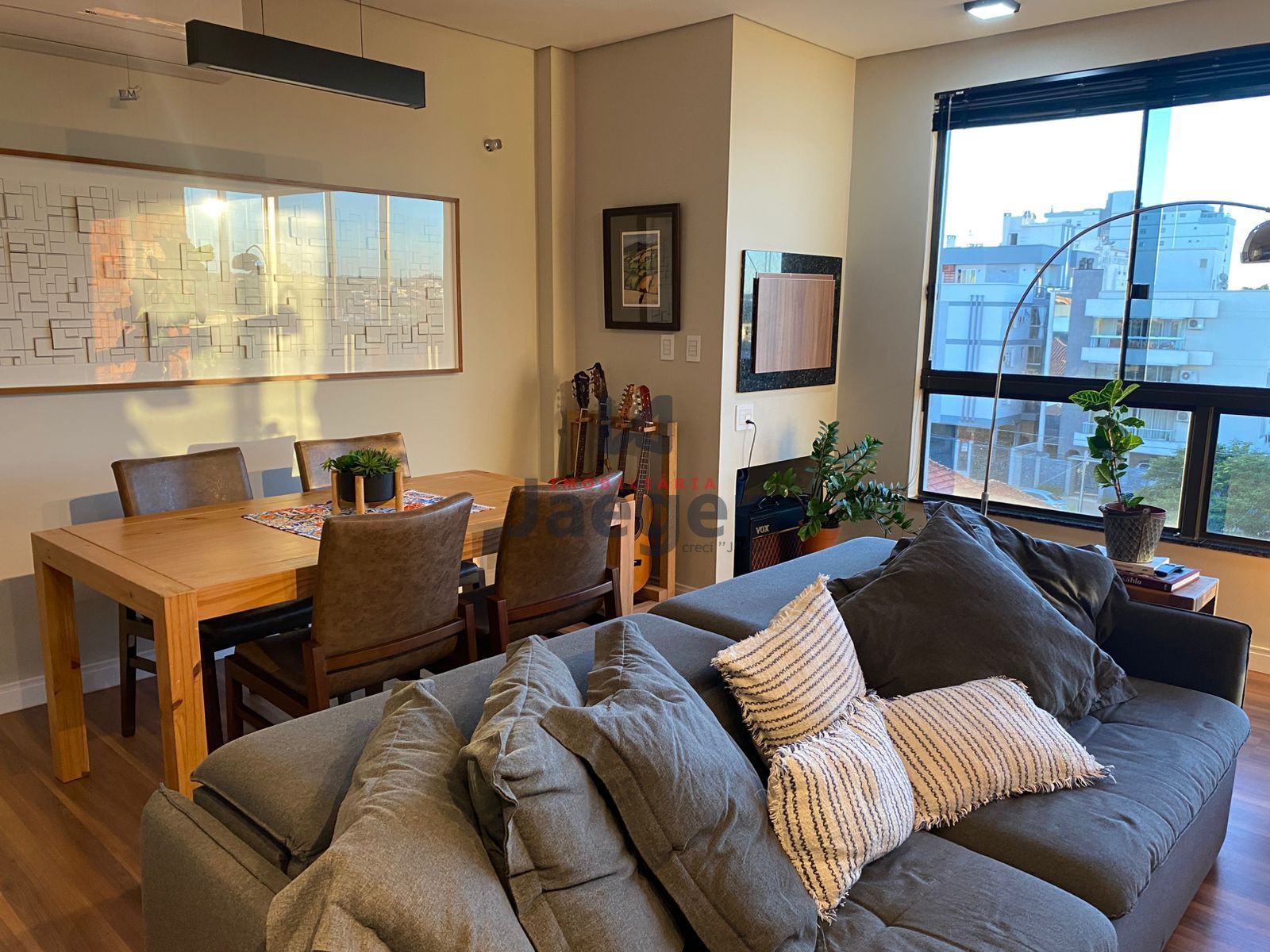 Apartamento à venda com 2 quartos, 85m² - Foto 4