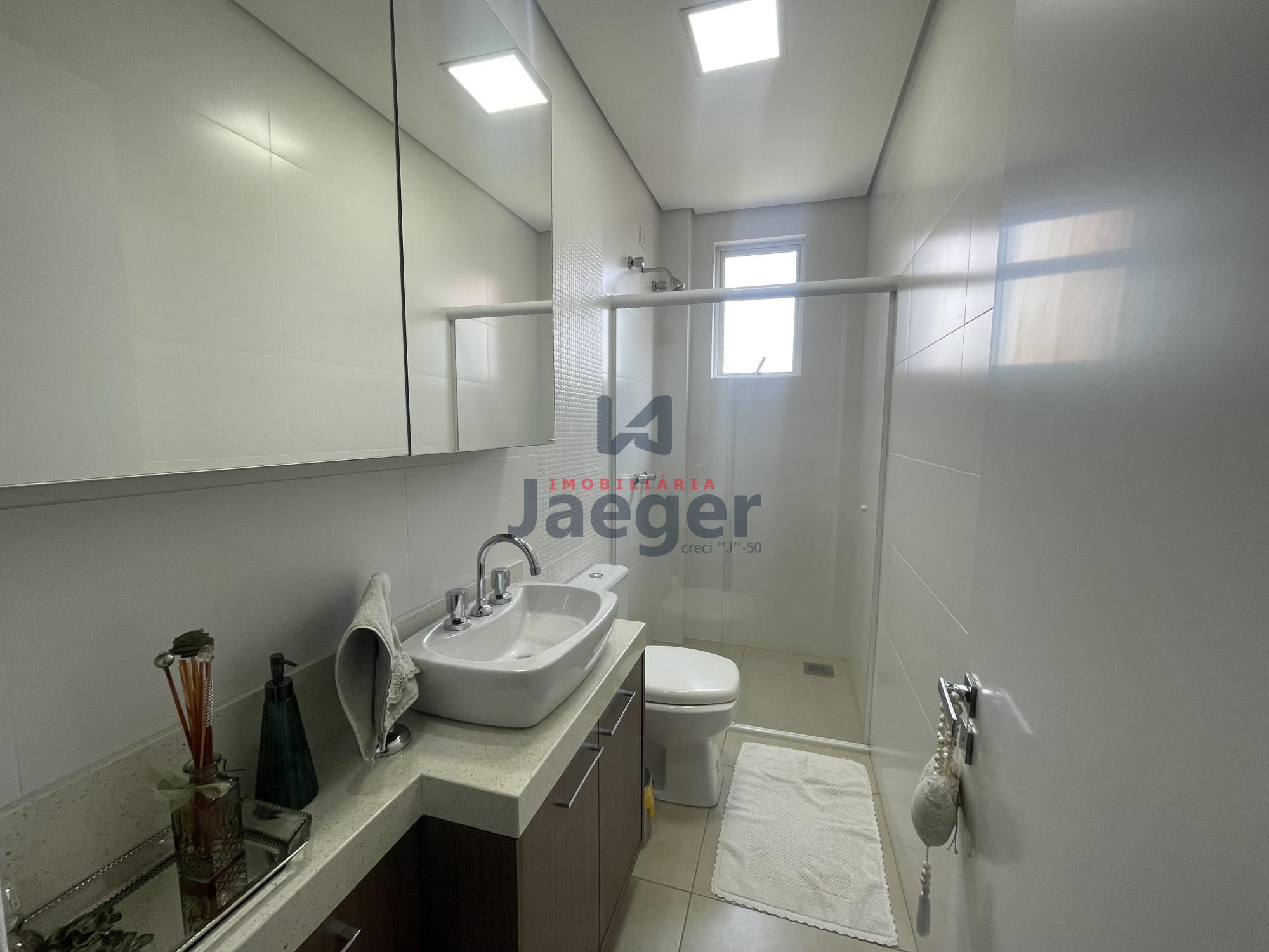 Apartamento à venda com 2 quartos, 74m² - Foto 32