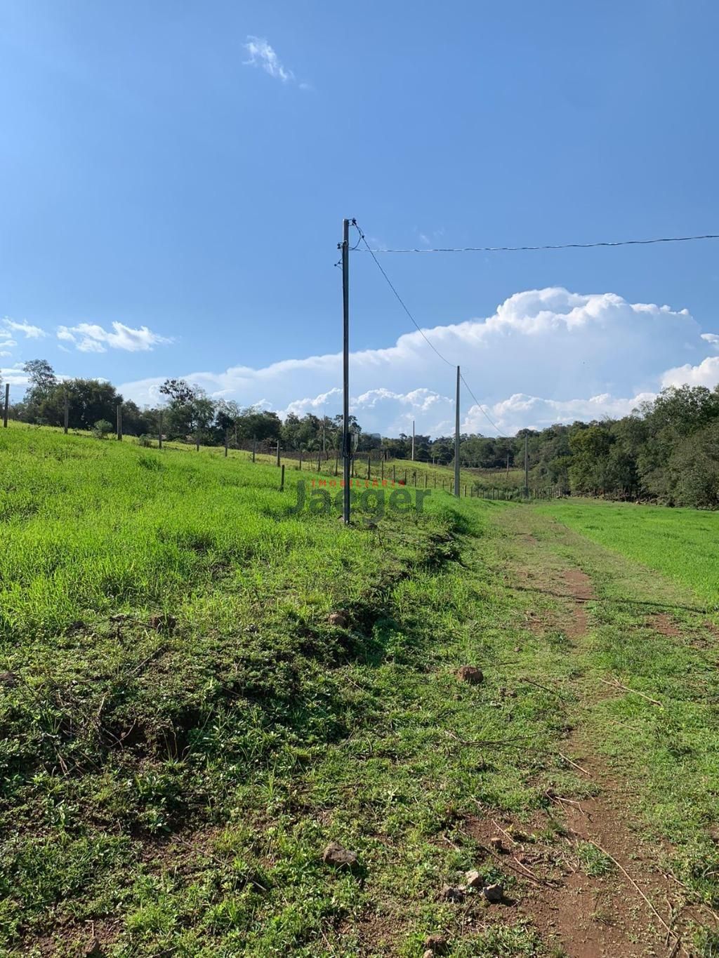 Fazenda à venda com 2 quartos, 89999m² - Foto 1