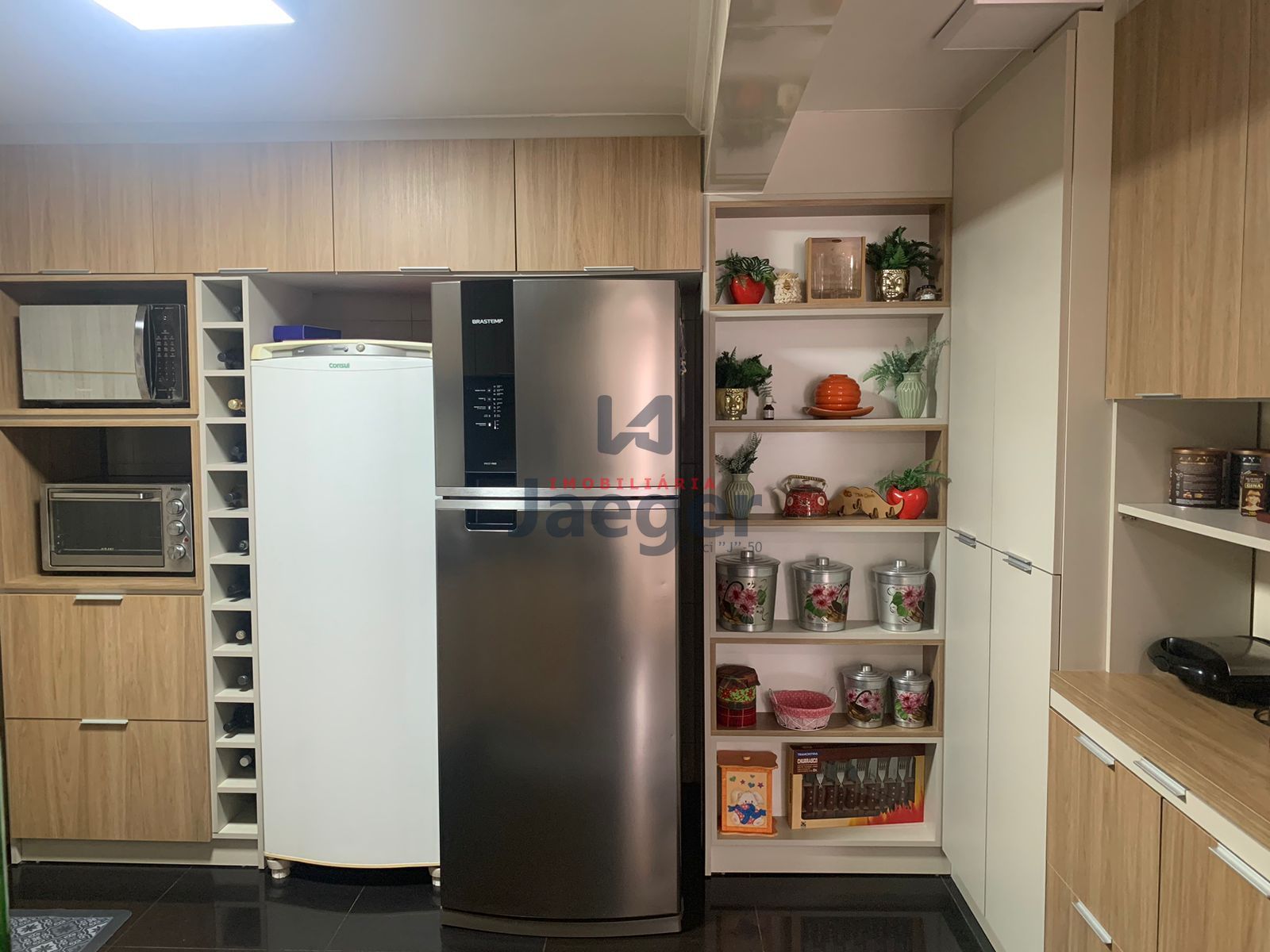Apartamento, 3 quartos, 140 m² - Foto 1
