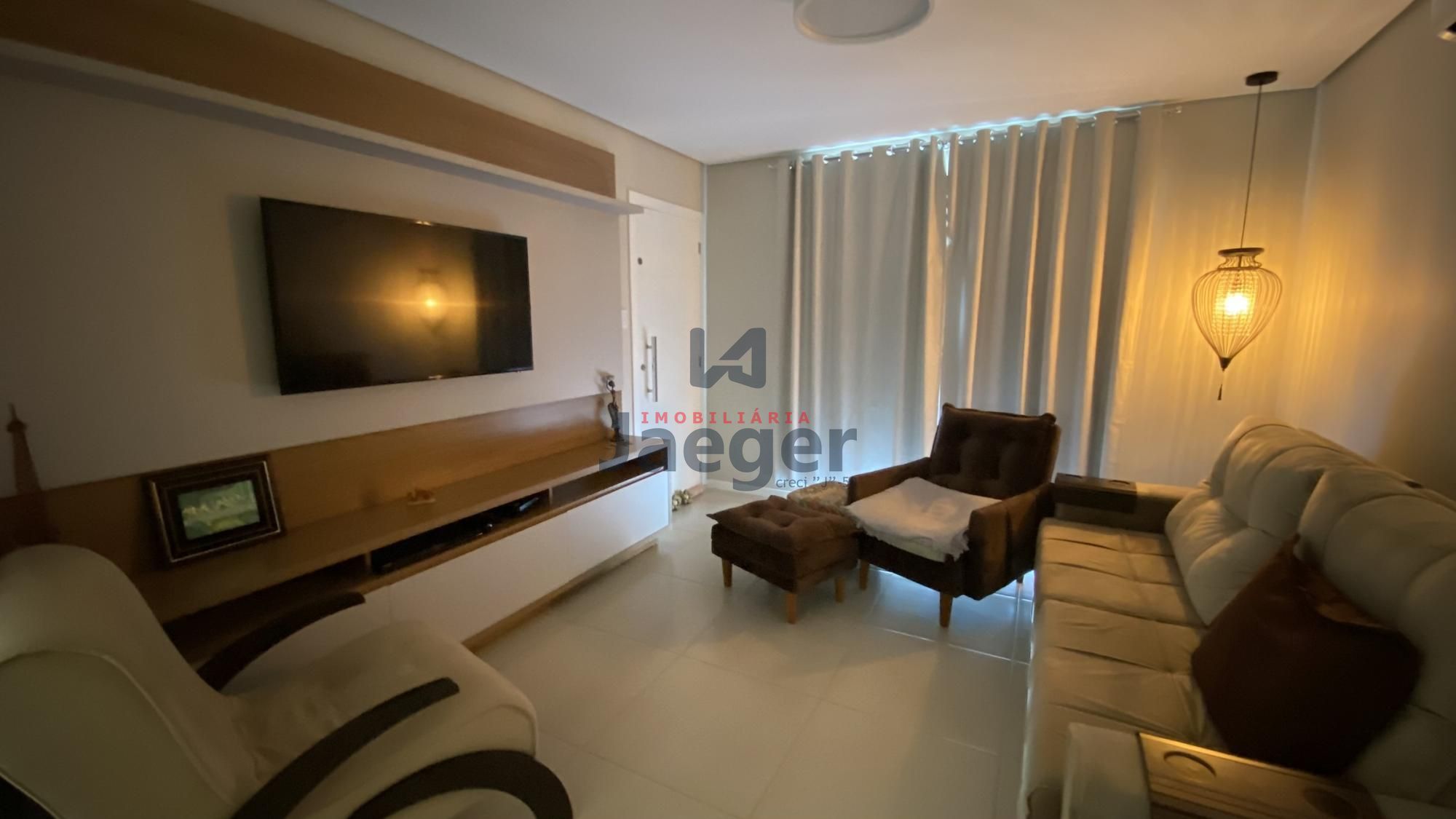 Apartamento à venda com 2 quartos, 85m² - Foto 1