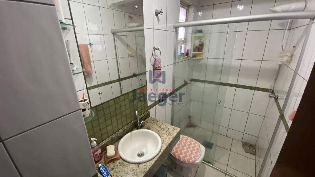 Apartamento à venda com 3 quartos, 95m² - Foto 14