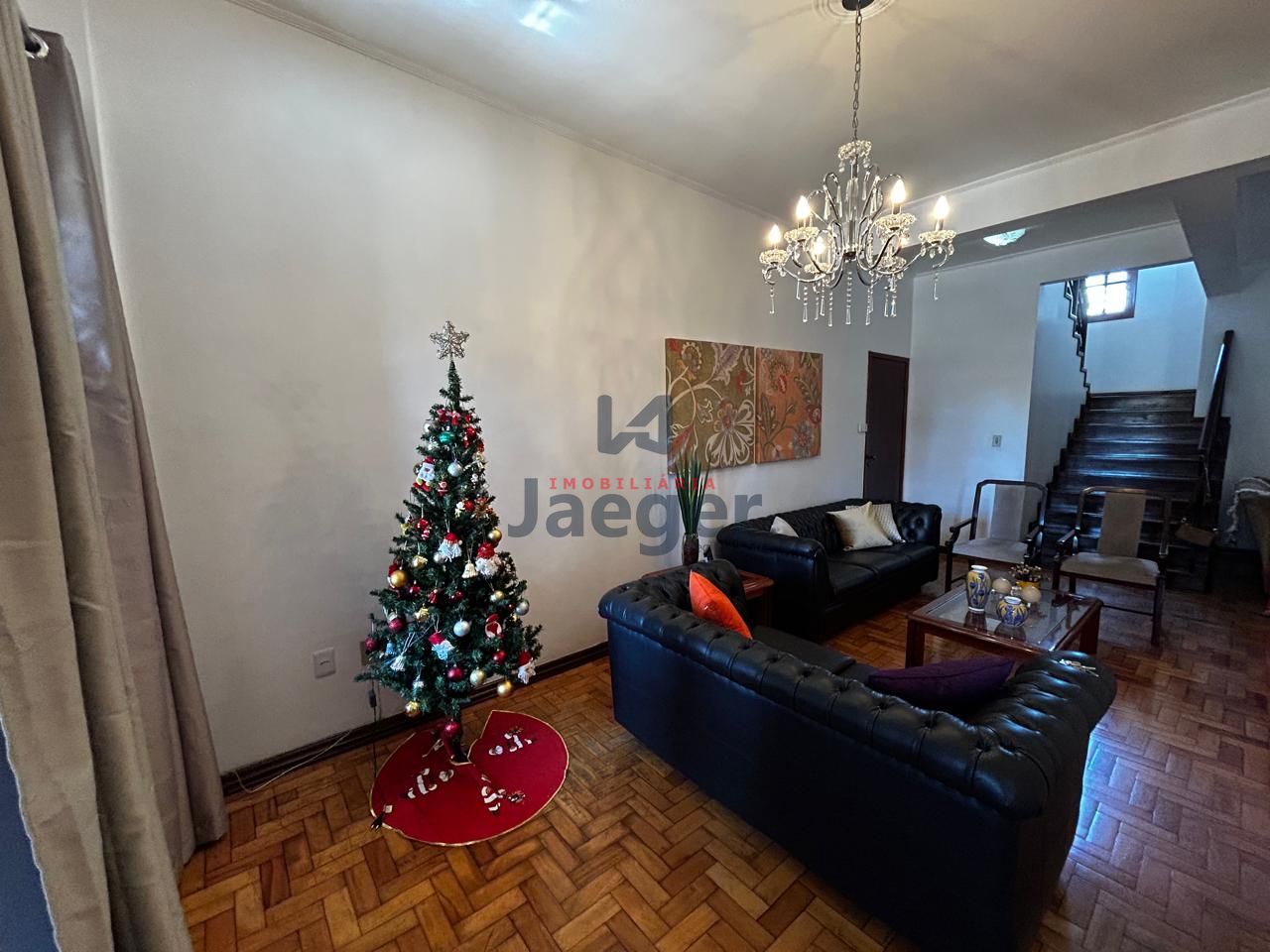 Casa à venda com 4 quartos, 247m² - Foto 4