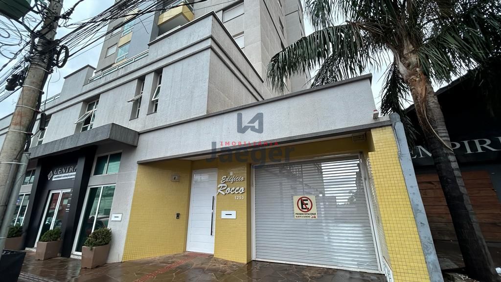 Apartamento à venda com 3 quartos, 126m² - Foto 1