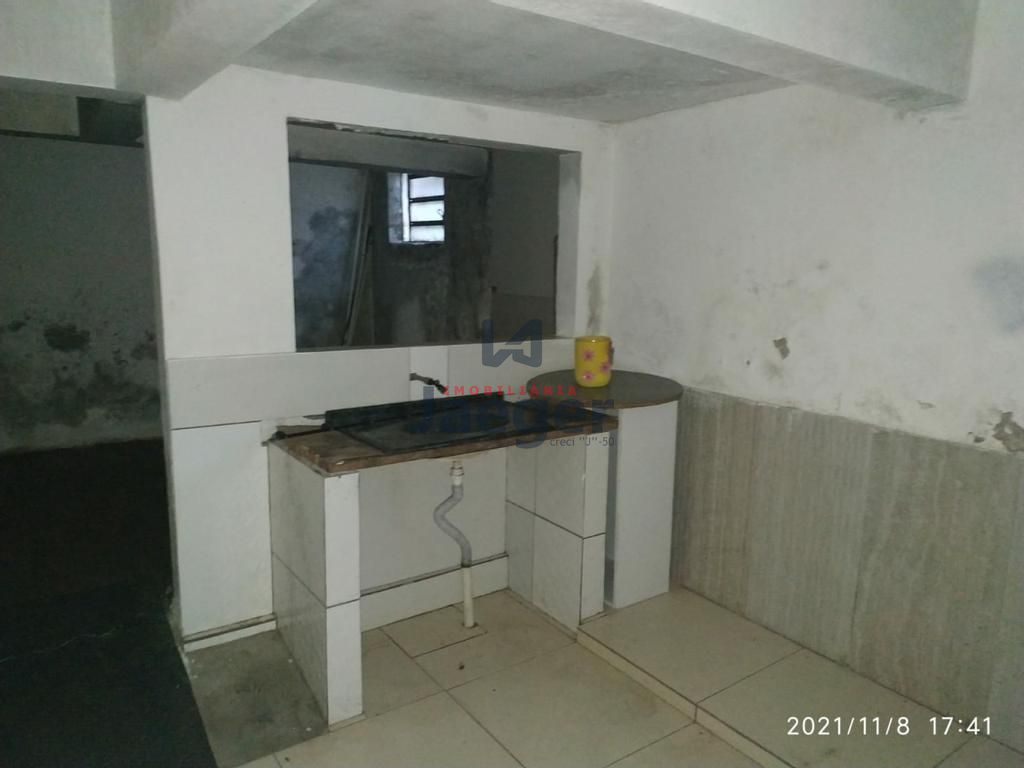 Casa à venda com 4 quartos, 260m² - Foto 9