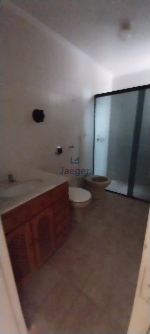 Apartamento à venda com 3 quartos, 130m² - Foto 10