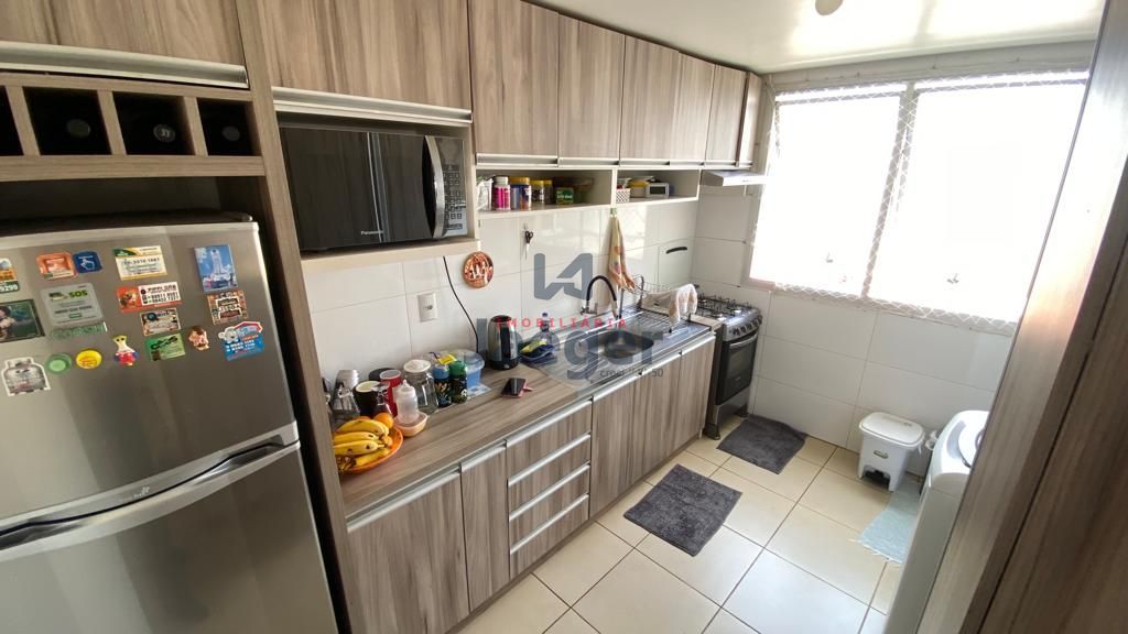 Apartamento à venda com 2 quartos, 74m² - Foto 4