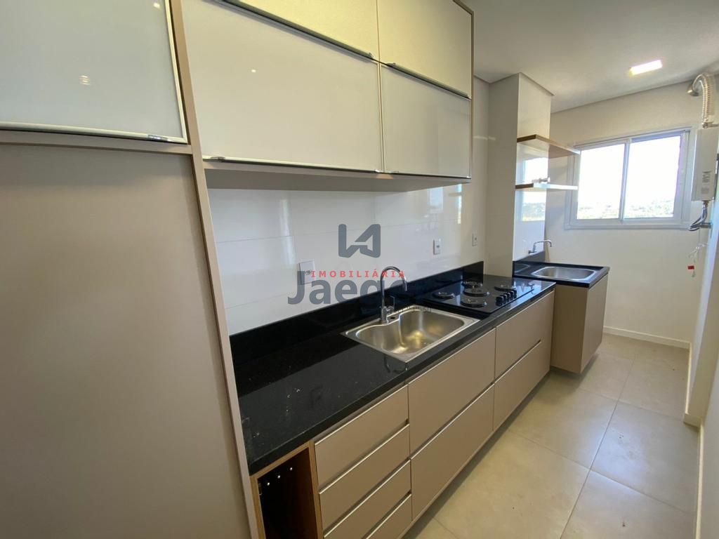 Apartamento para alugar com 2 quartos, 74m² - Foto 3
