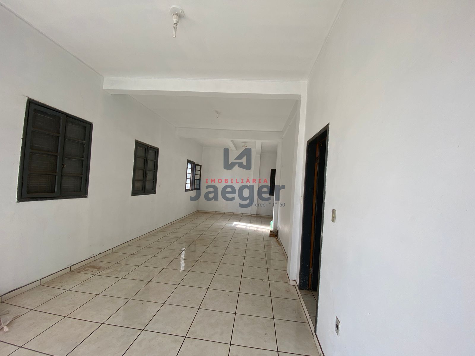 Apartamento para alugar com 2 quartos, 101m² - Foto 2