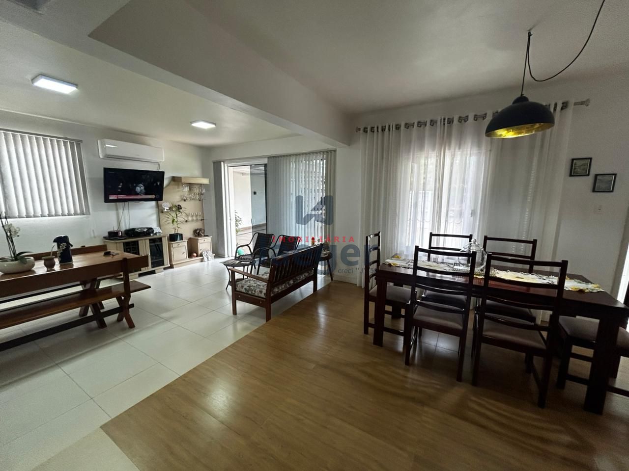 Casa, 3 quartos, 247 m² - Foto 9