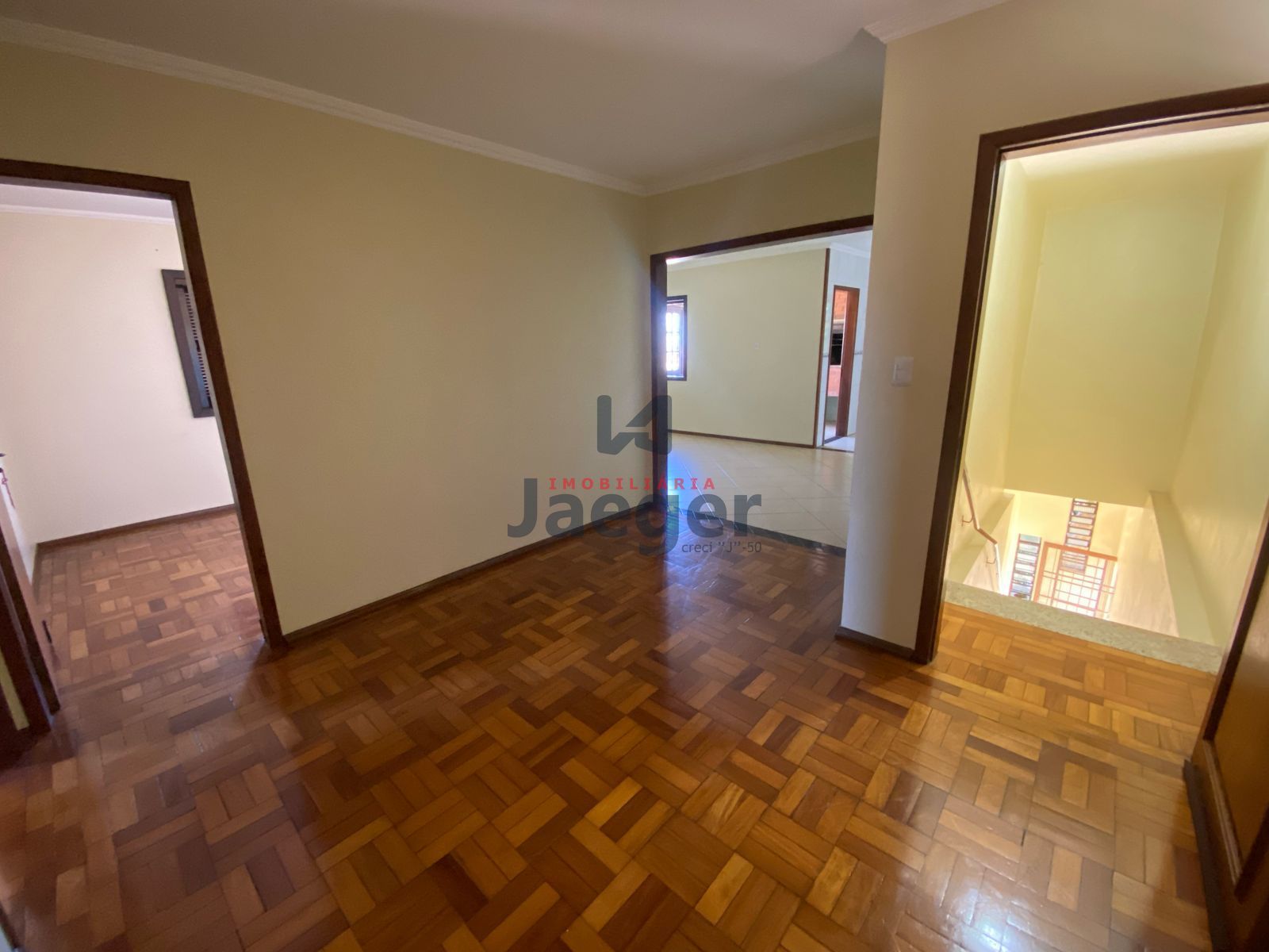 Apartamento para alugar com 3 quartos, 118m² - Foto 2
