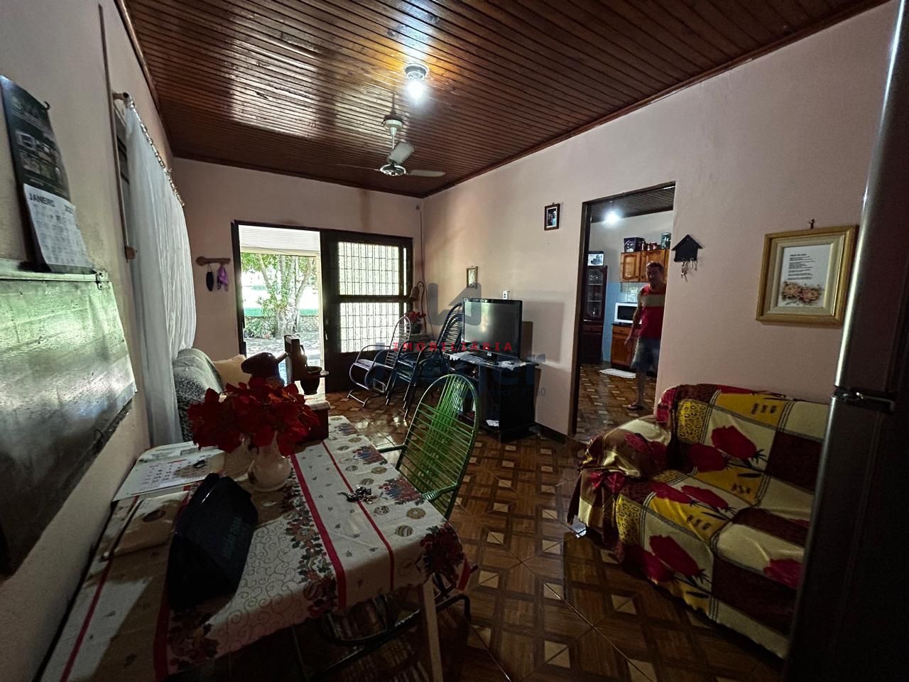 Casa à venda com 2 quartos, 161m² - Foto 5