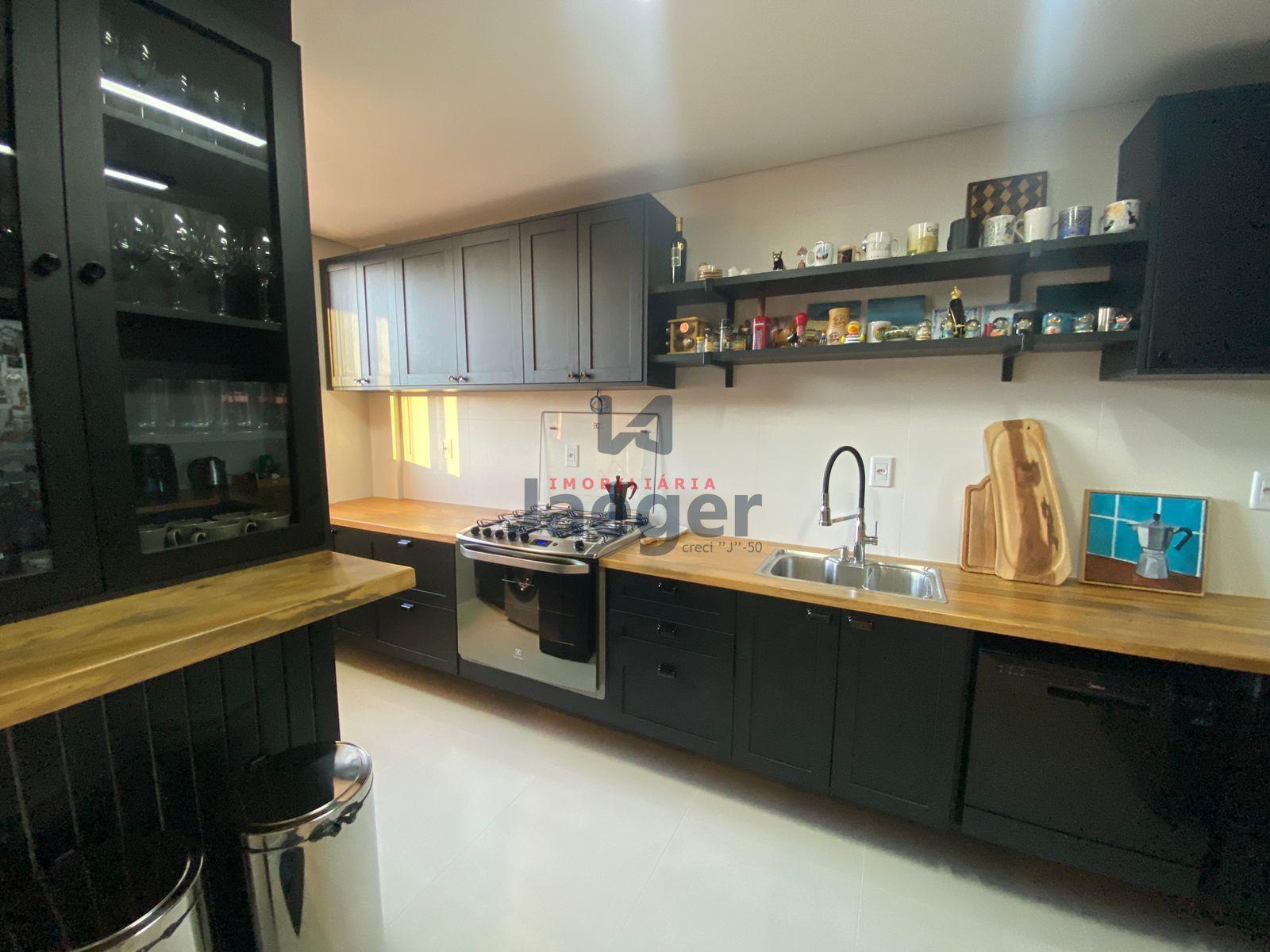 Apartamento à venda com 2 quartos, 85m² - Foto 15