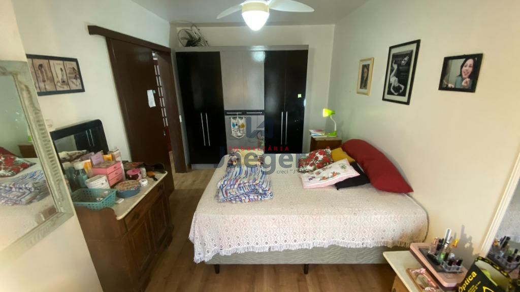 Apartamento à venda com 3 quartos, 95m² - Foto 17