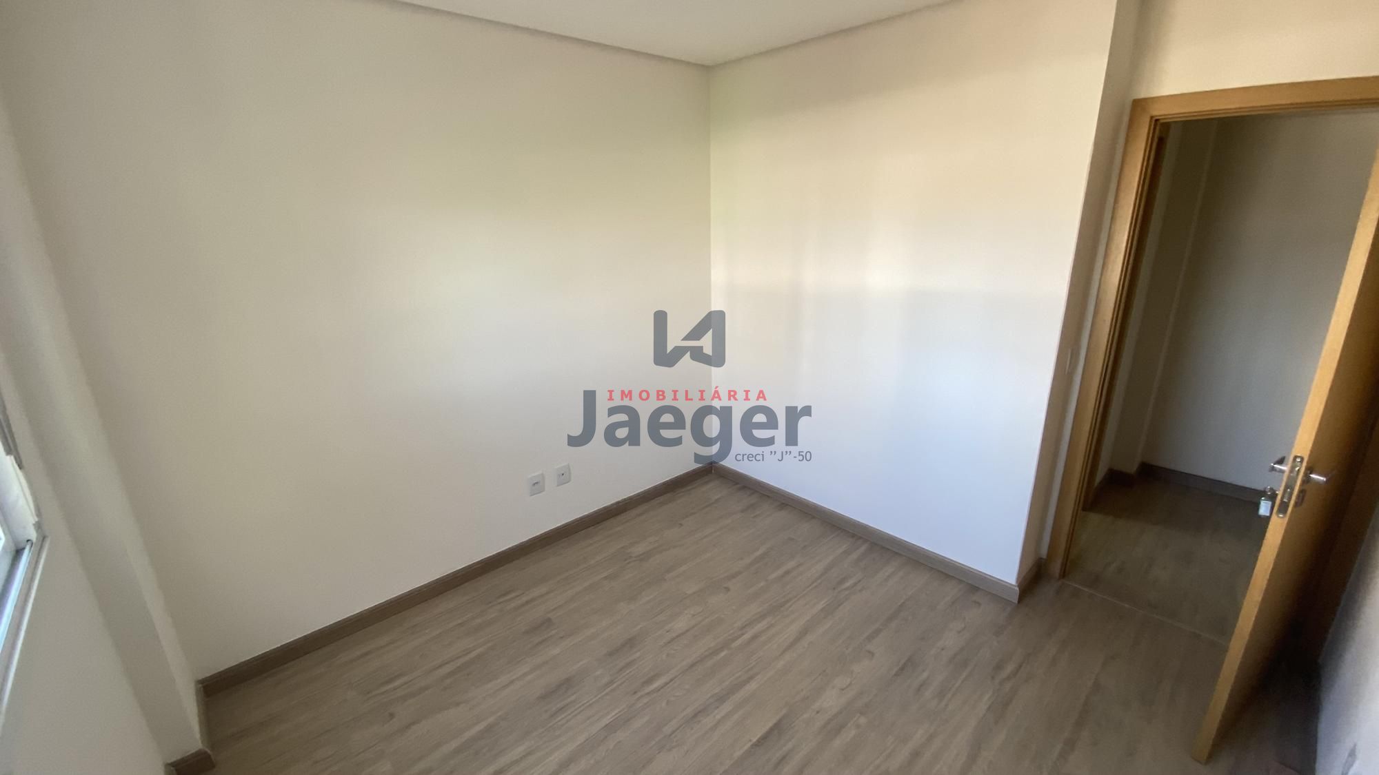 Apartamento à venda com 3 quartos, 176m² - Foto 11