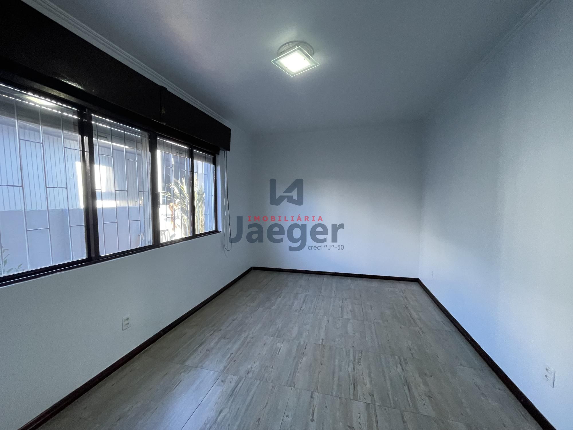 Apartamento à venda com 3 quartos, 95m² - Foto 4