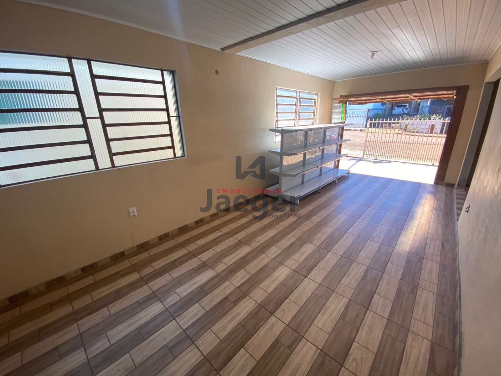 Casa à venda com 3 quartos, 148m² - Foto 4