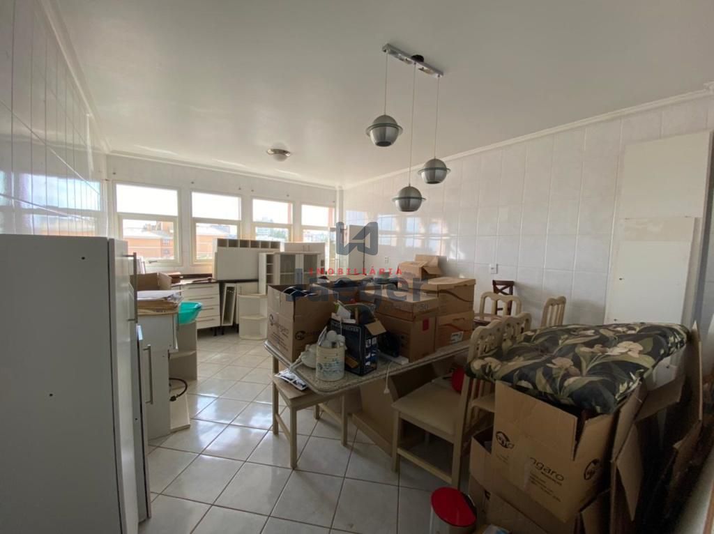 Apartamento à venda com 4 quartos, 300m² - Foto 17