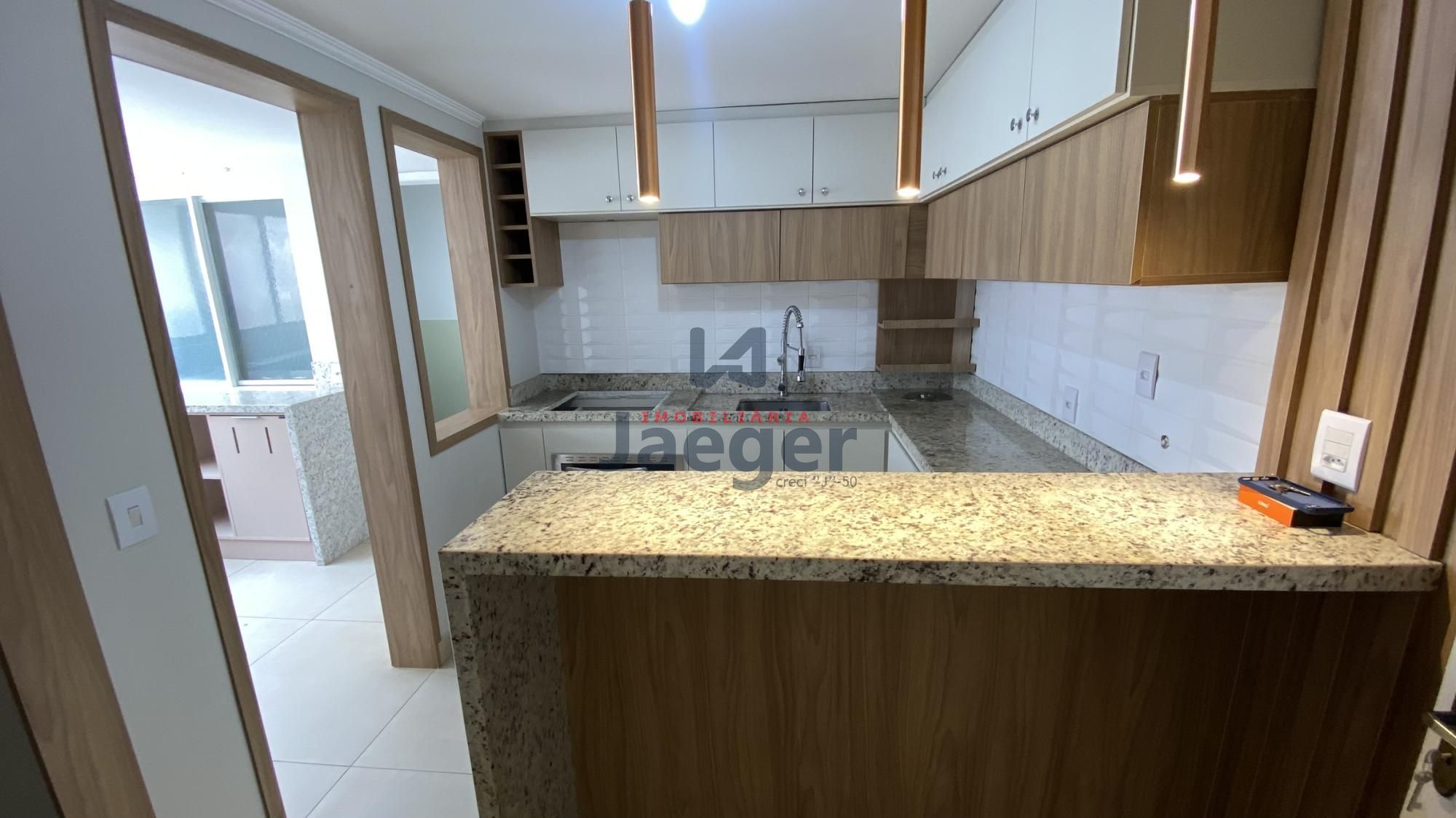 Apartamento à venda com 3 quartos, 124m² - Foto 5