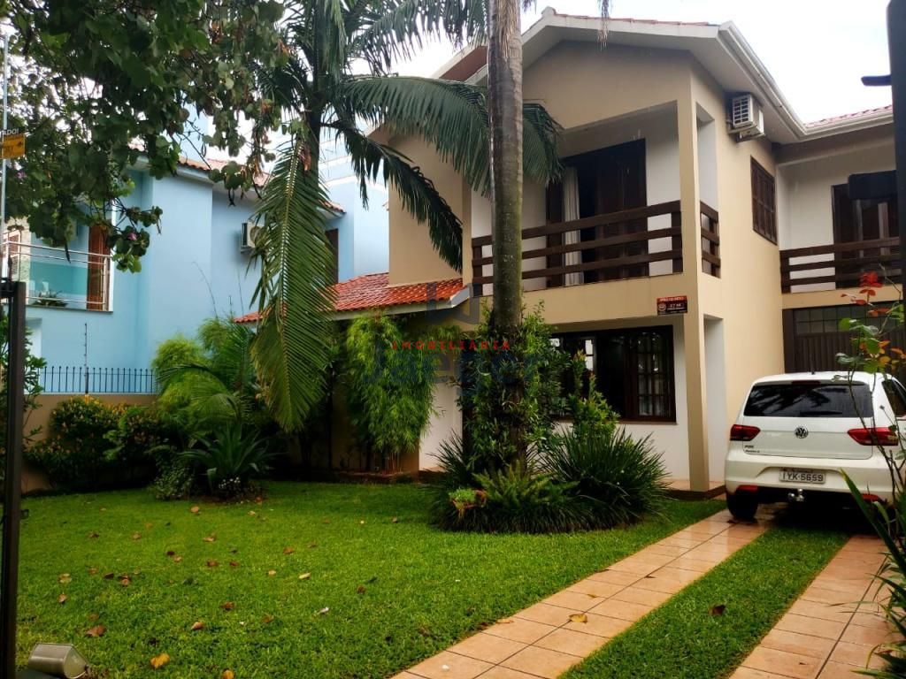 Casa, 4 quartos, 217 m² - Foto 2