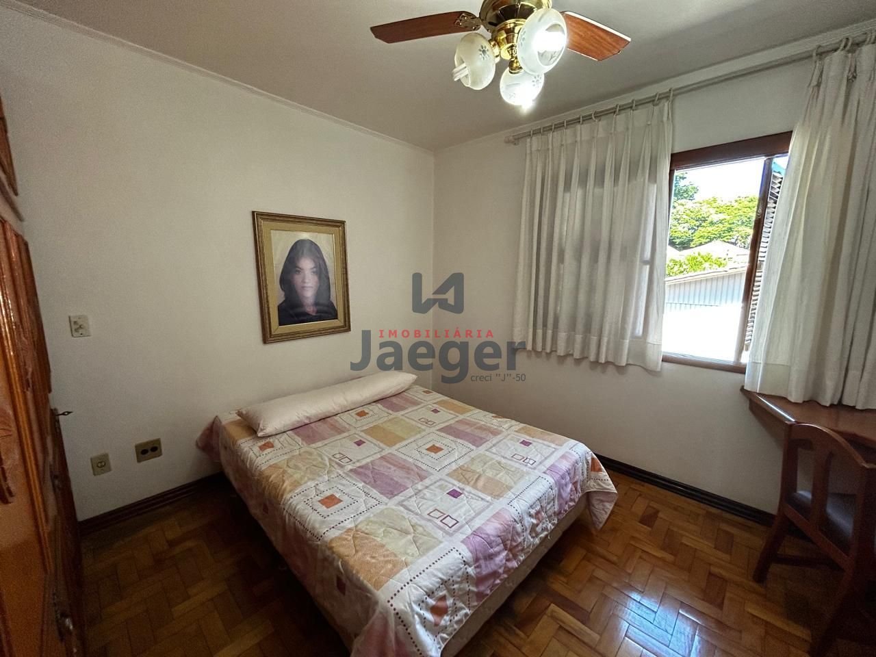 Casa à venda com 4 quartos, 247m² - Foto 11