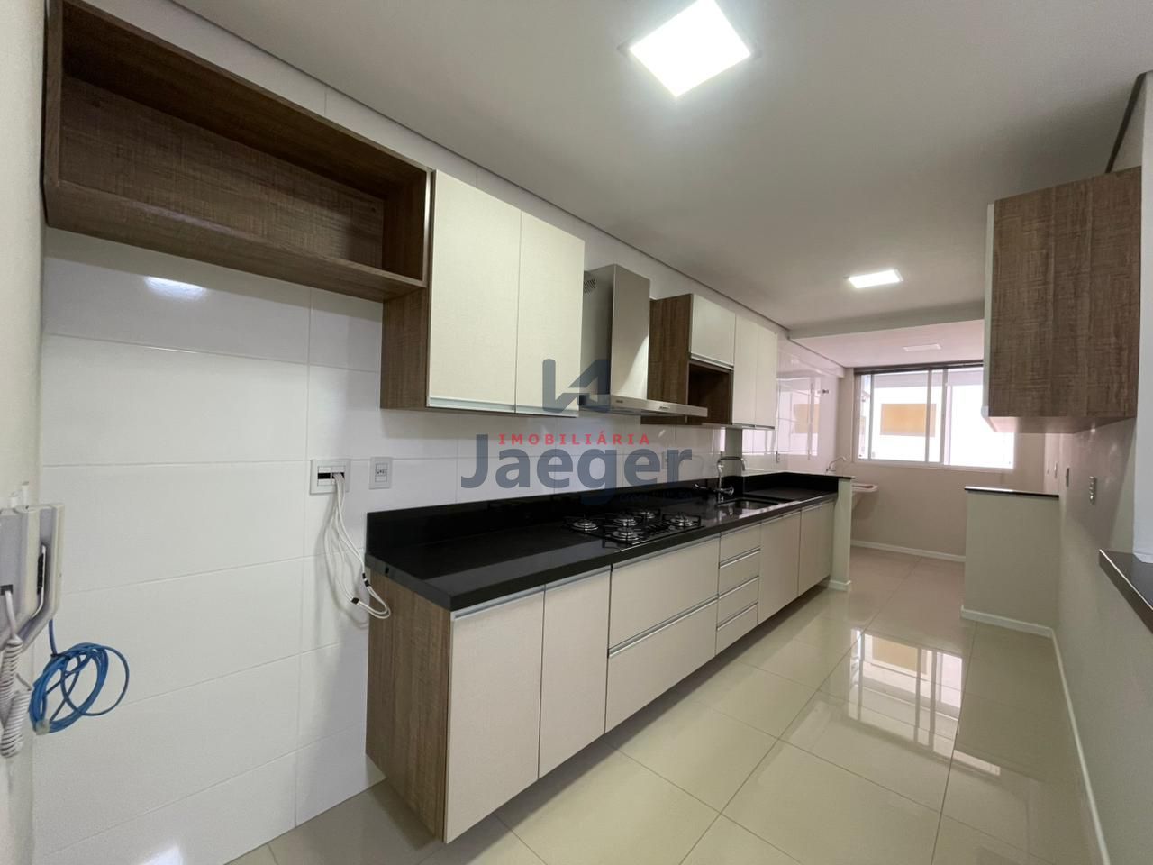 Apartamento, 3 quartos, 107 m² - Foto 2