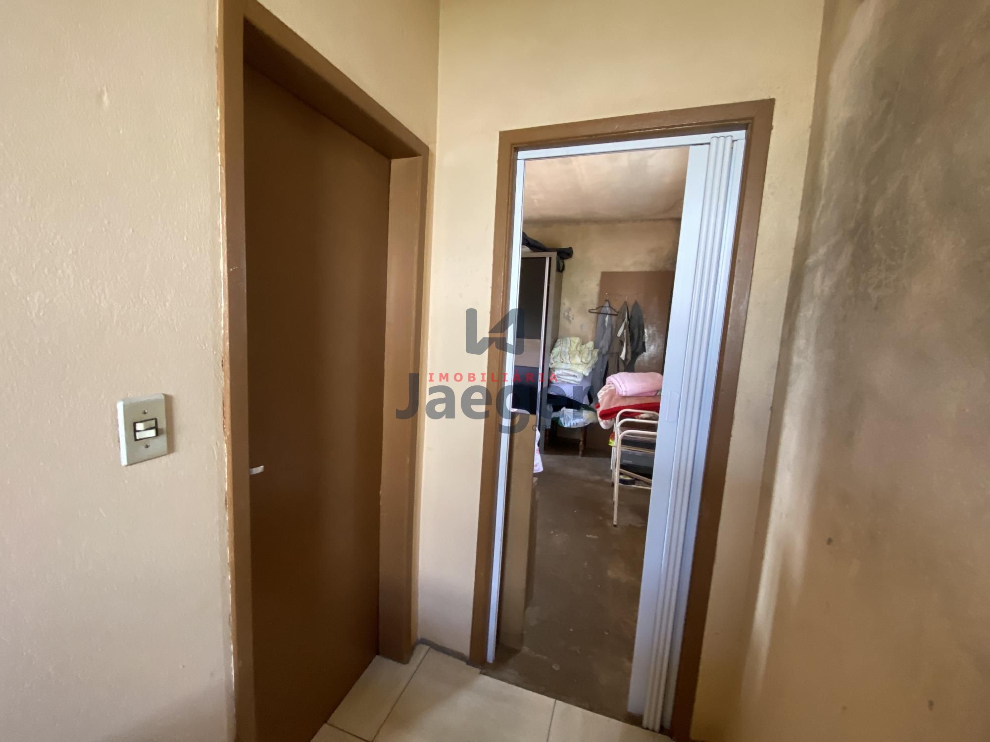 Casa à venda com 4 quartos, 140m² - Foto 4