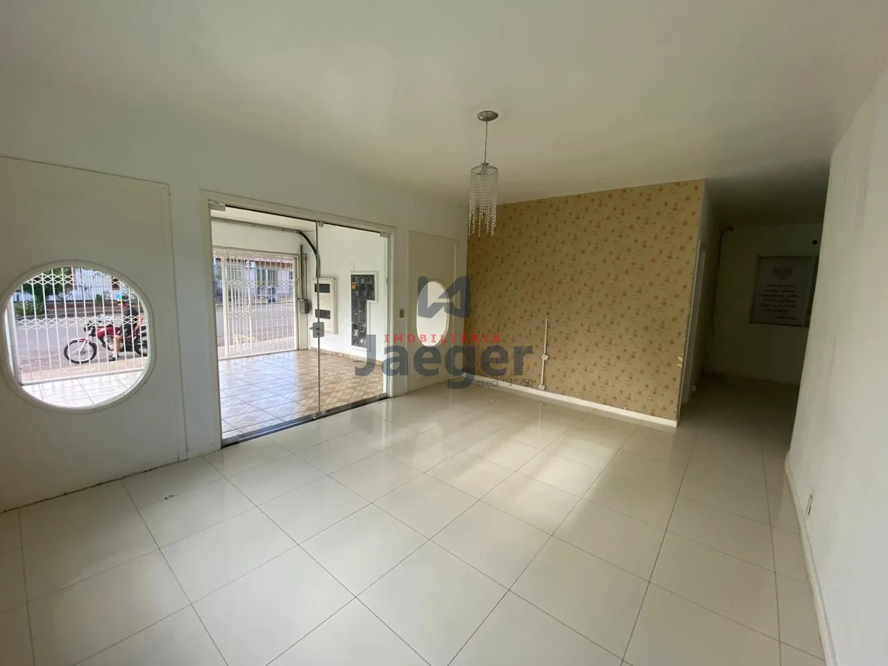 Sala-Conjunto, 180 m² - Foto 1