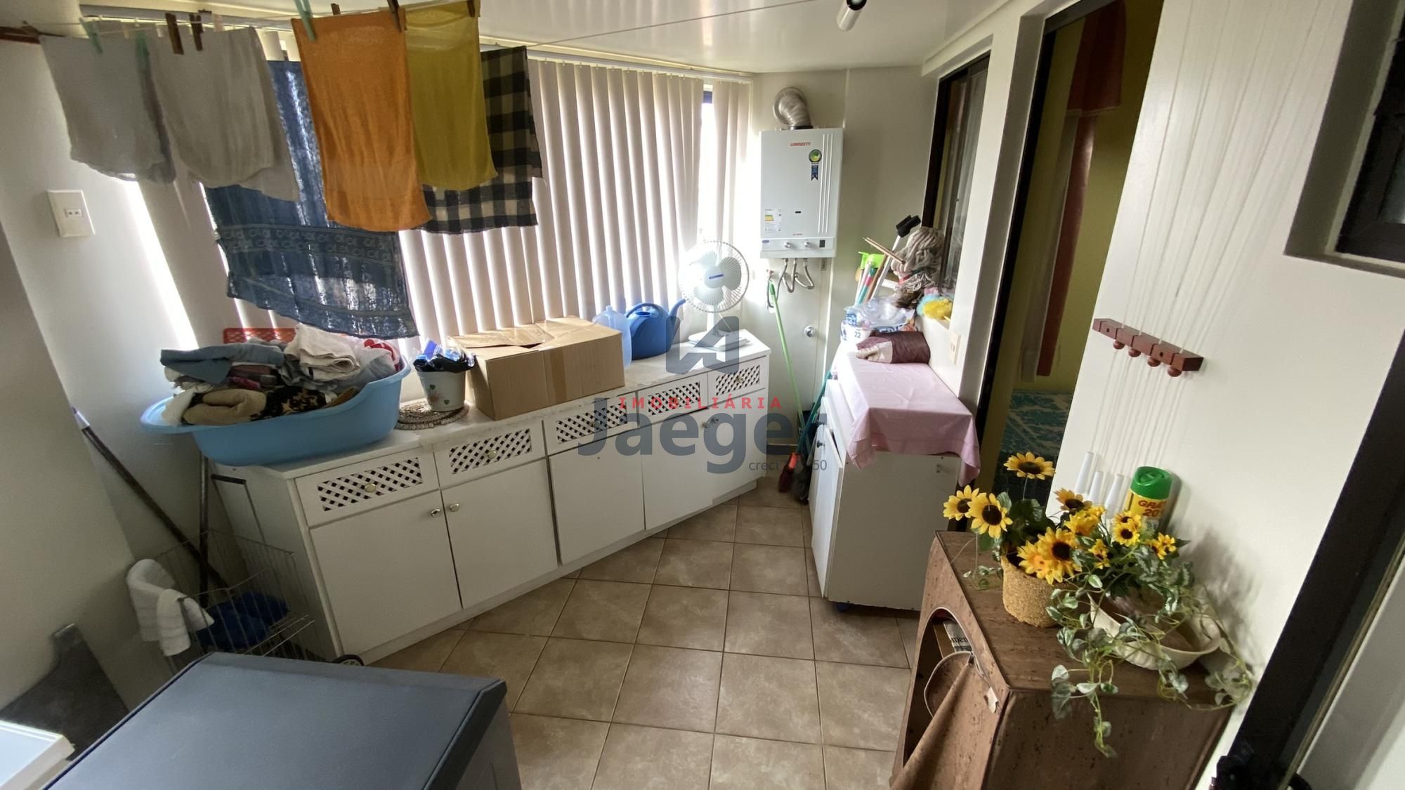 Apartamento à venda com 3 quartos, 248m² - Foto 13