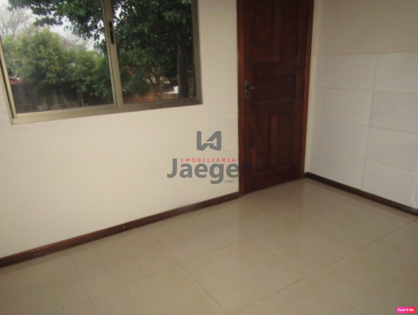 Casa à venda com 2 quartos, 70m² - Foto 3