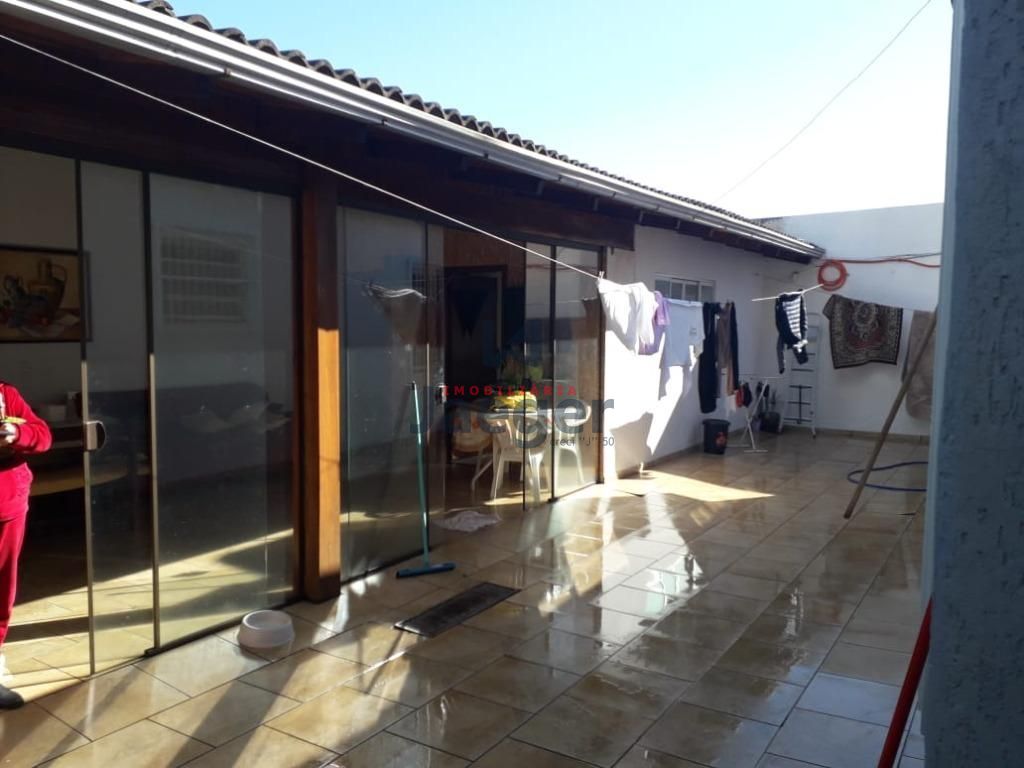 Casa, 3 quartos, 230 m² - Foto 5